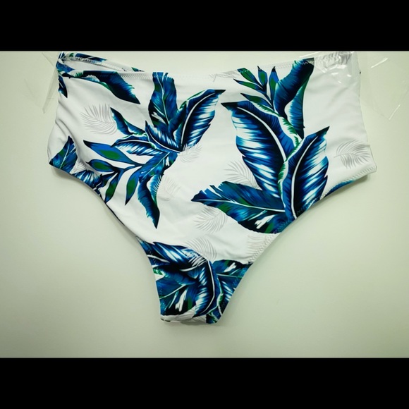 Shein 2 Piece White and Blue Halter Bikini M - Picture 6 of 6